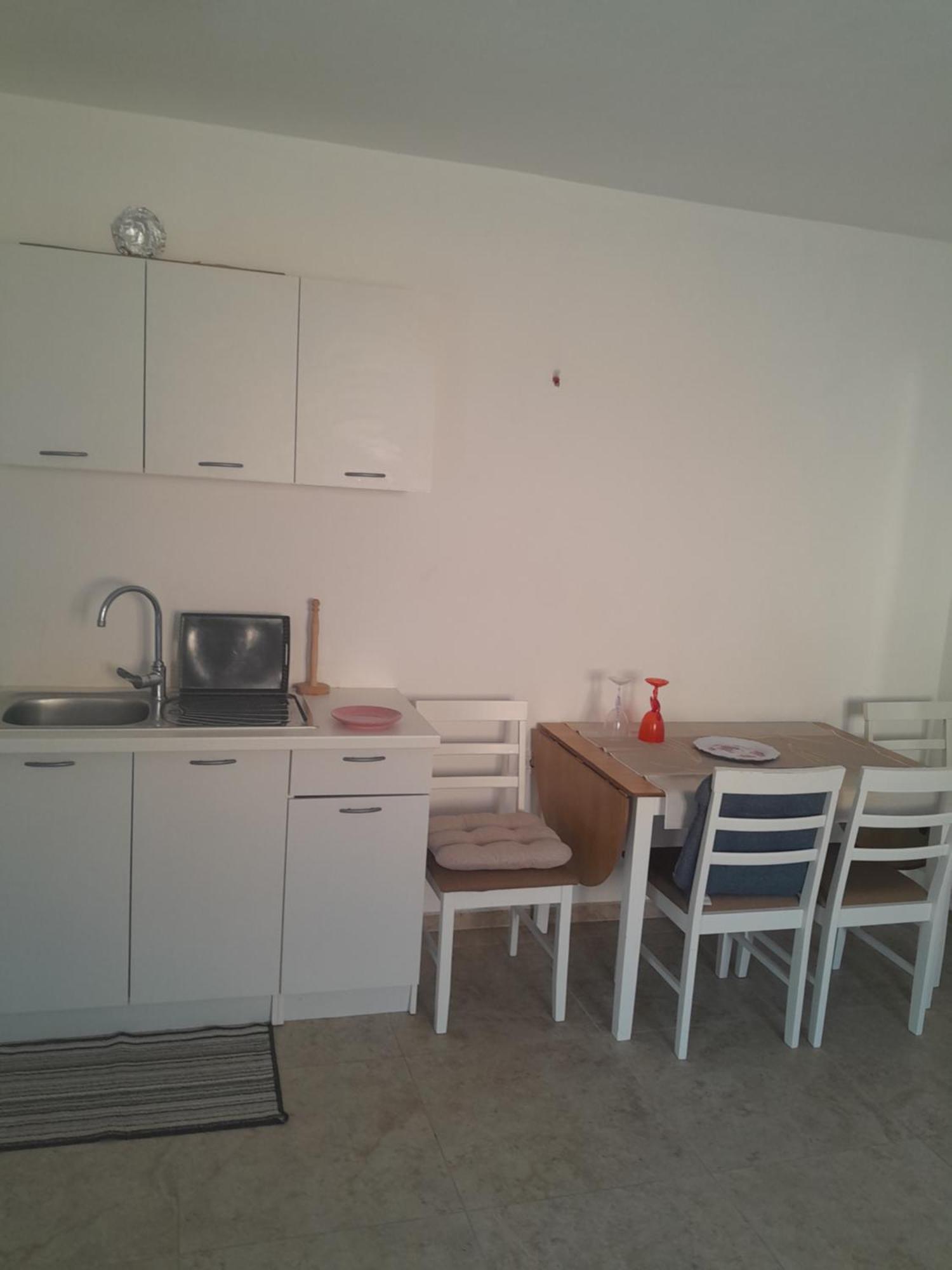 Apartmaji סטרוניאן מראה חיצוני תמונה