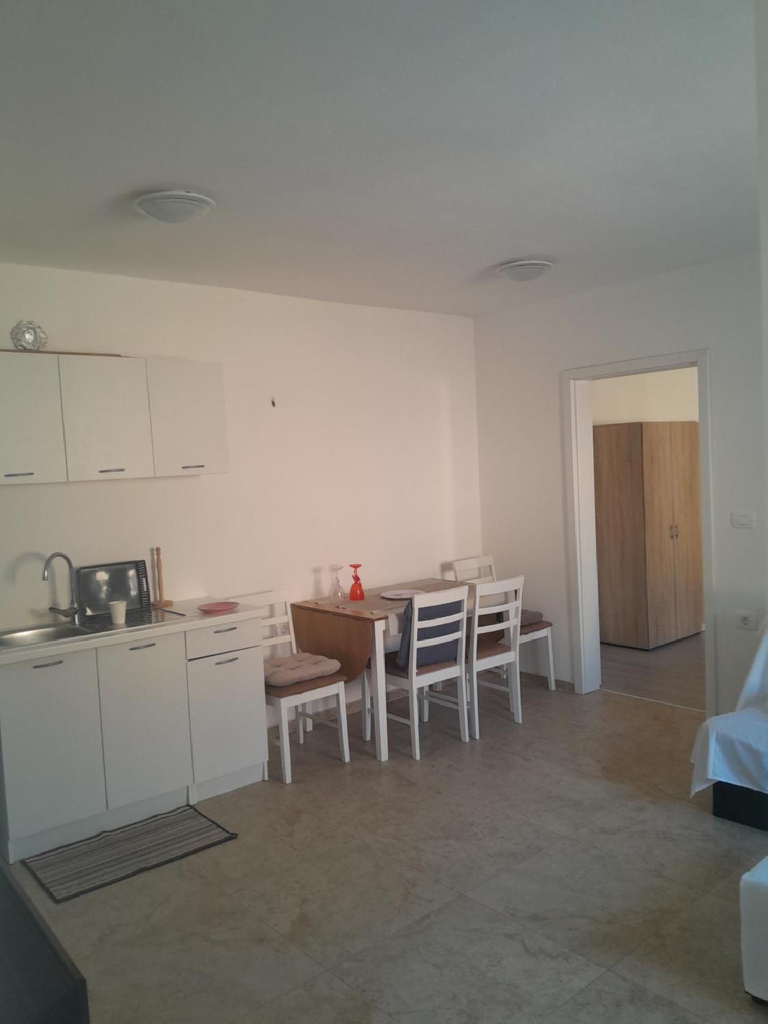 Apartmaji סטרוניאן מראה חיצוני תמונה