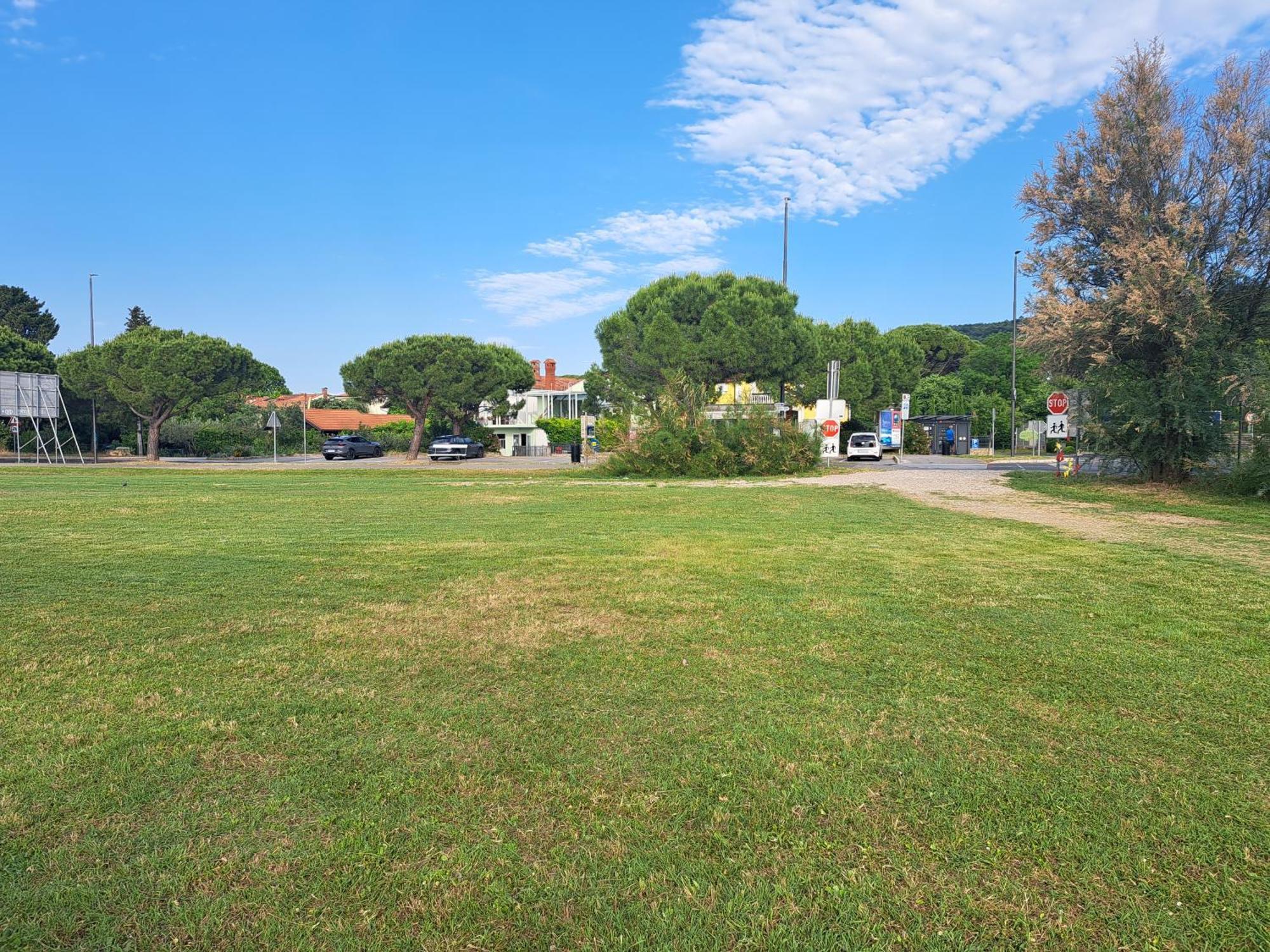 Apartmaji סטרוניאן מראה חיצוני תמונה
